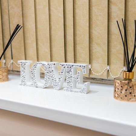 Aphrodite Suites הודרספילד מראה חיצוני תמונה
