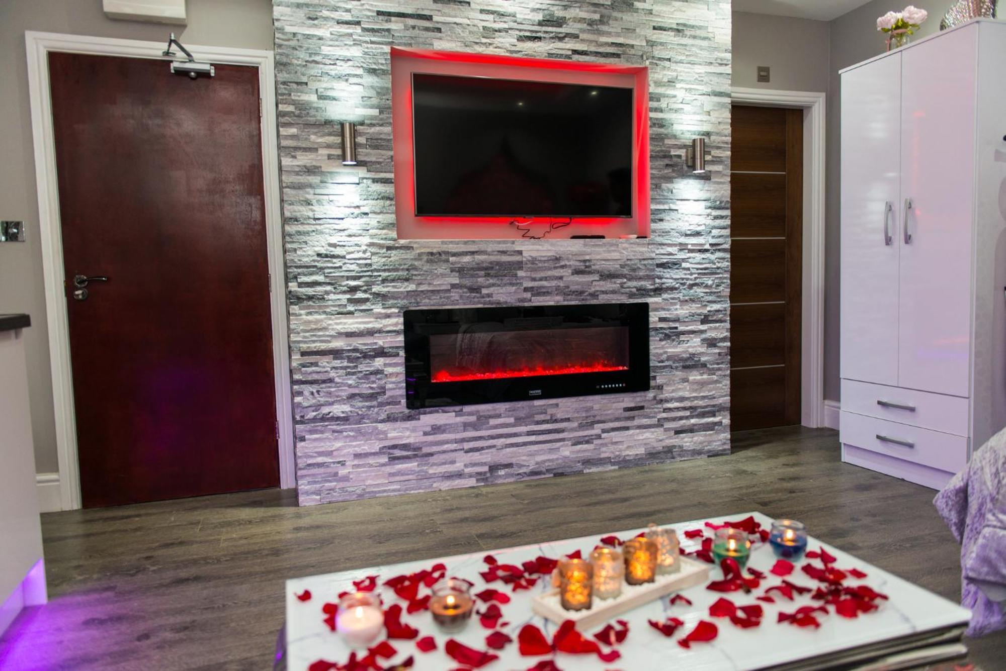 Aphrodite Suites הודרספילד חדר תמונה