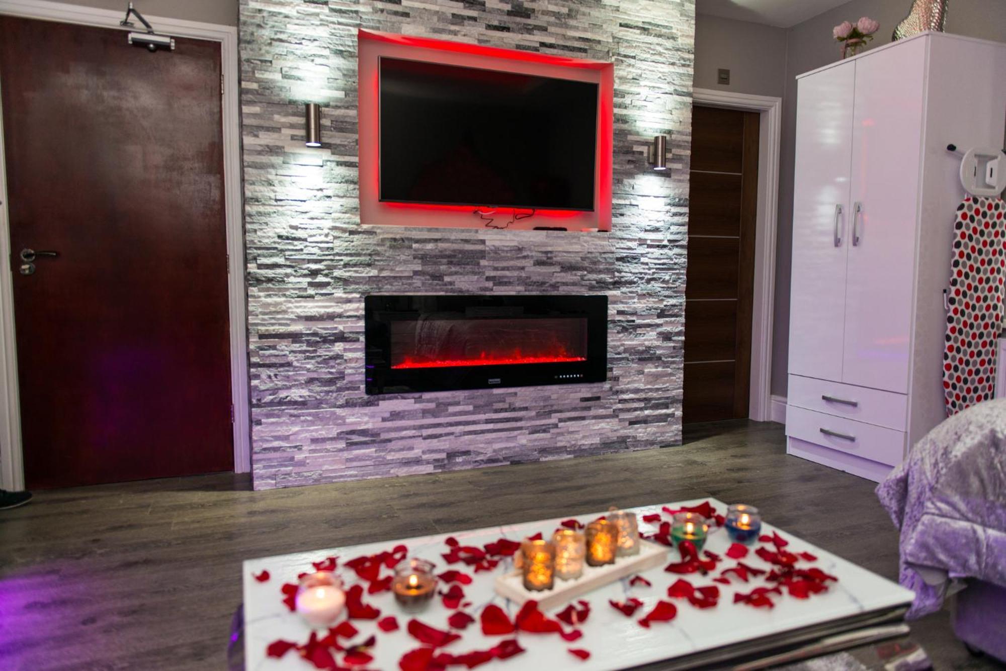 Aphrodite Suites הודרספילד חדר תמונה